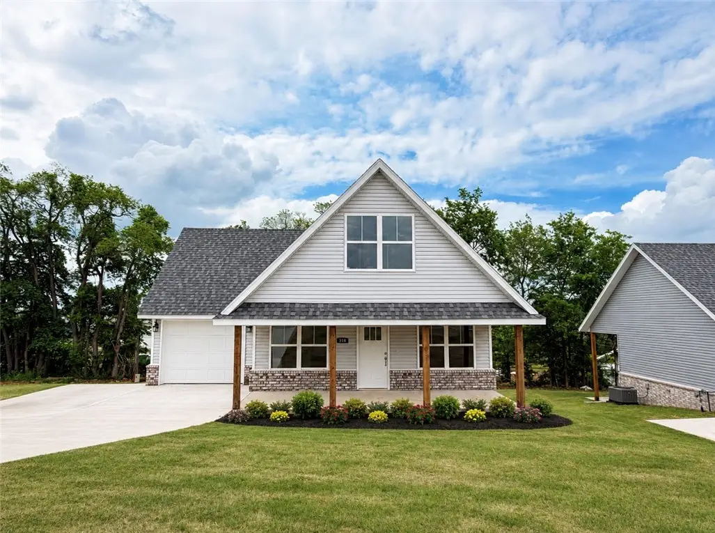 348 Lavona Lane, Huntsville, AR 72740 - #1
