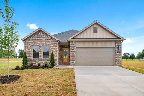 1408 NW Nicole Street, Highfill, AR 72734