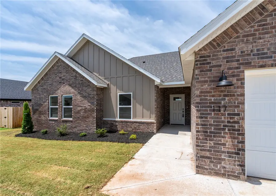 117 N Panther Avenue, Farmington, AR 72730 - #2