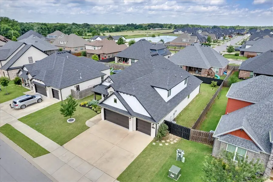 1510 Florentine Road, Centerton, AR 72719 - #2