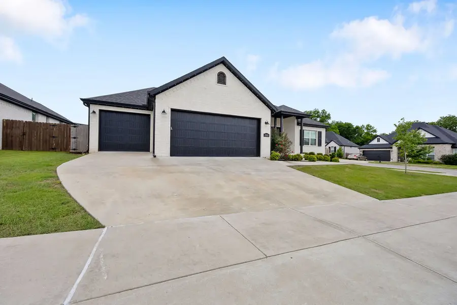2881 E Bitterroot Street, Fayetteville, AR 72701 - #3