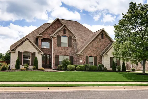 550 Trailwood Circle, Centerton, AR 72719