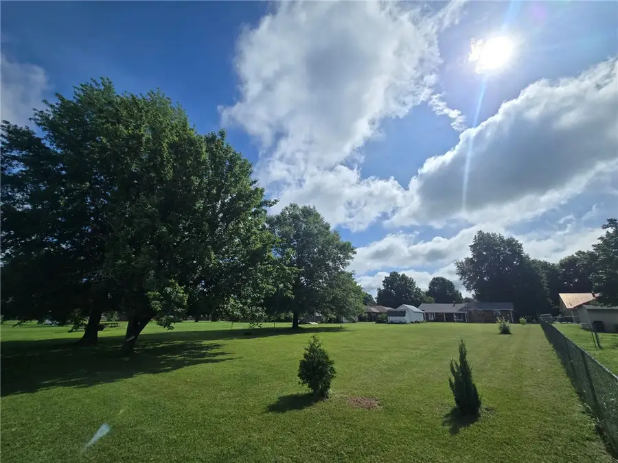 5664 Walden Street, Lowell, AR 72745 - #2