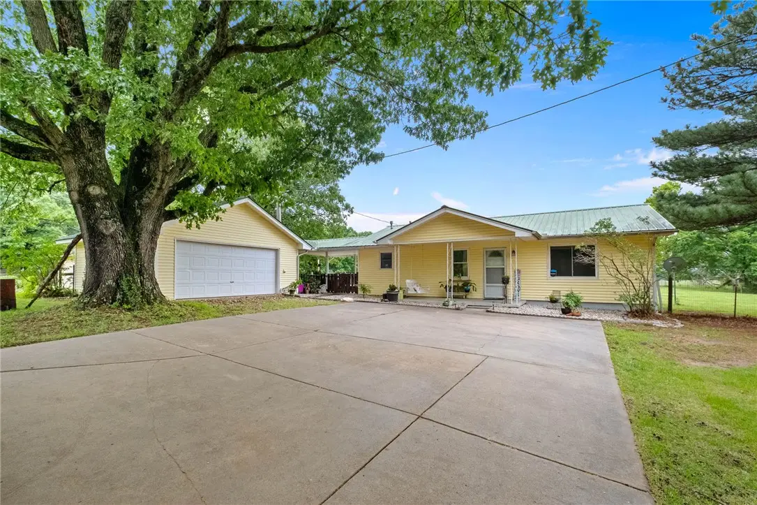 10853 412 Highway, Kansas, OK 74347 - #1