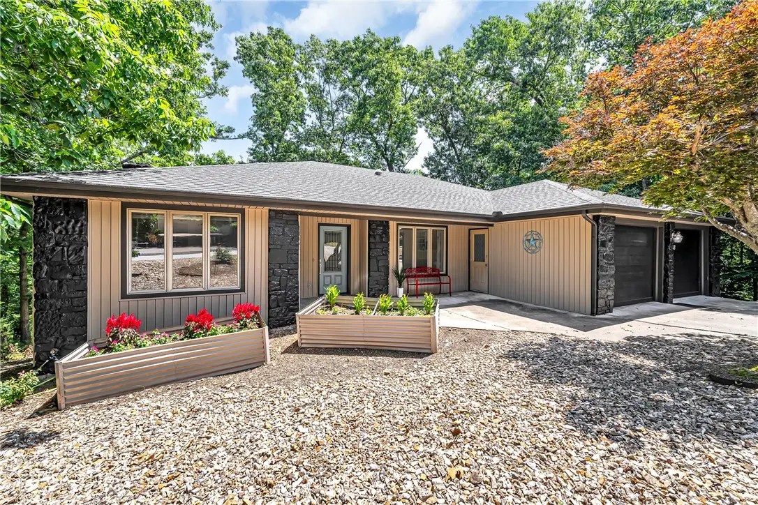 8 Brucker Drive, Bella Vista, AR 72715 - #1