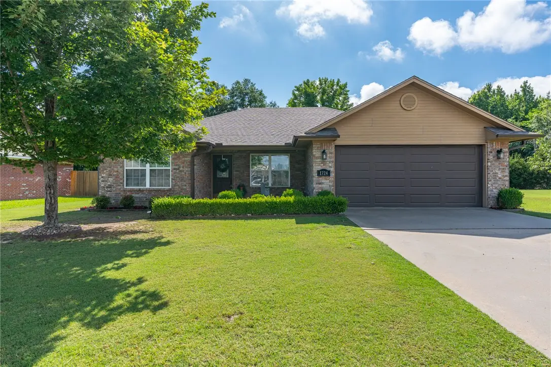 1724 Riley Circle, Alma, AR 72921 - #1