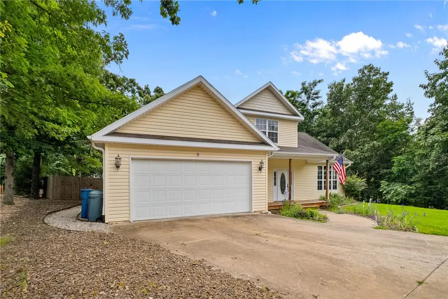 9 Buckland Lane, Bella Vista, AR 72715 - #3
