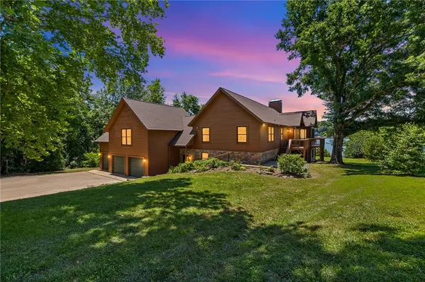 20981 Lakeshore Drive, Springdale, AR 72764