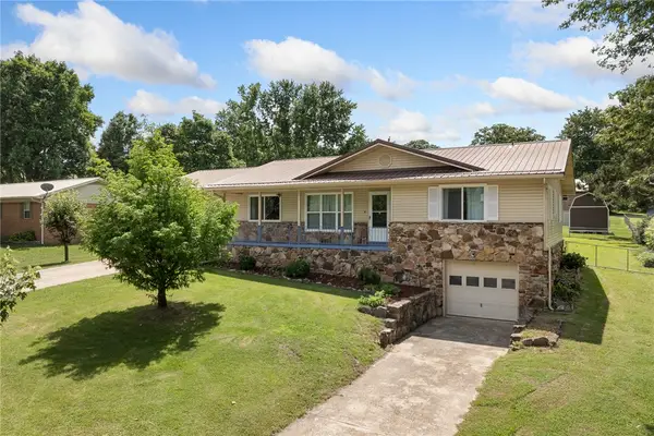 106 Cardinal Street, Harrison, AR 72601
