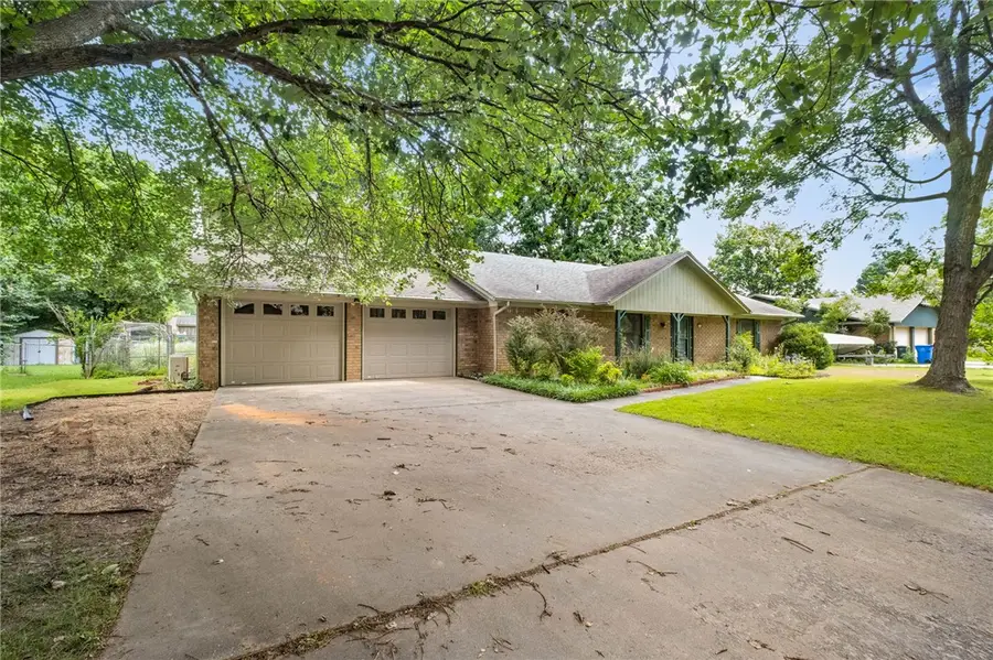 2514 E Sharon Street, Fayetteville, AR 72703 - #3