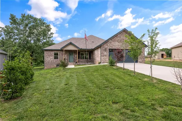 48 Queensferry Lane, Bella Vista, AR 72715
