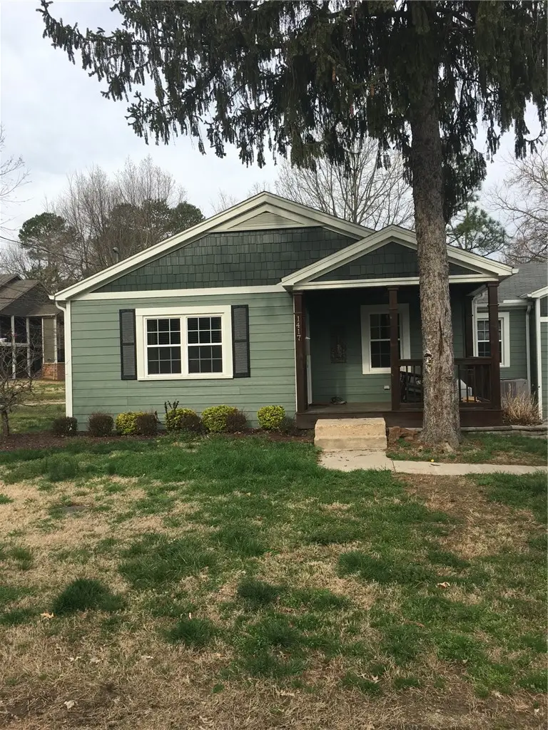 1417 N Addington Avenue, Fayetteville, AR 72703 - #1