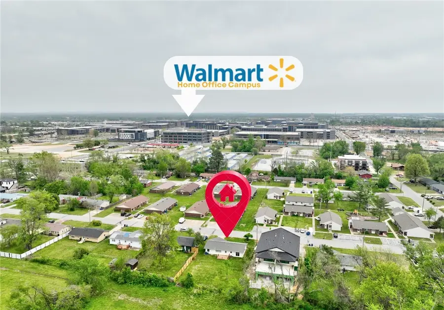 906 SE G Street, Bentonville, AR 72712 - #3