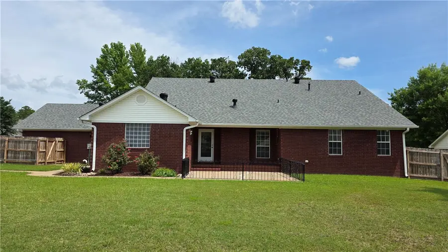 2415 W 8th Street, Russellville, AR 72801 - #3