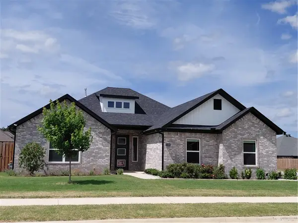 1410 Sessile Oak Way, Bentonville, AR 72713