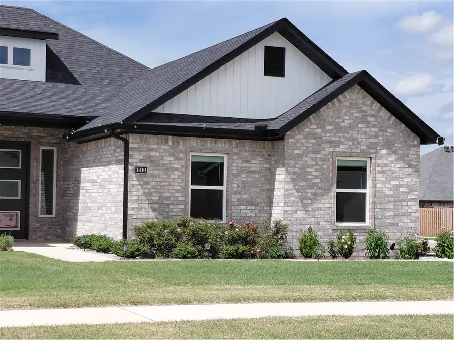 1410 Sessile Oak Way, Bentonville, AR 72713 - #2