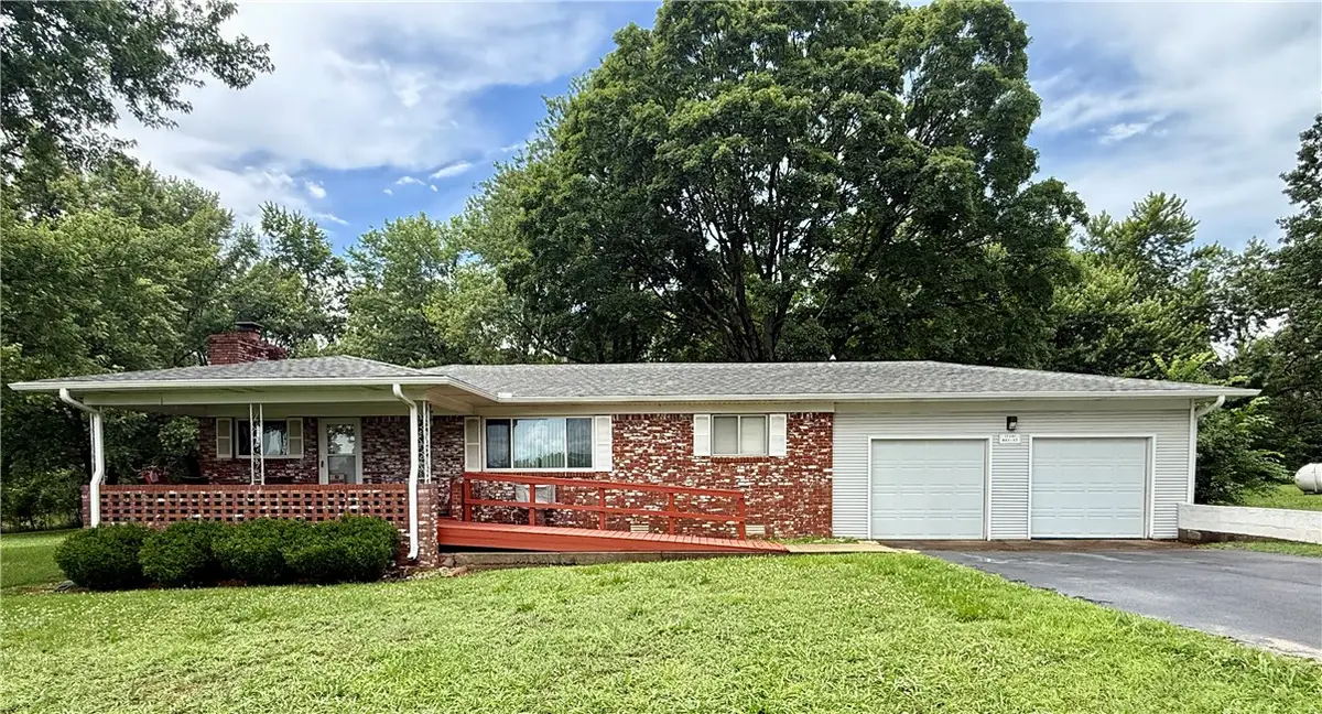 17351 Arkansas 37, Garfield, AR 72732 - #1