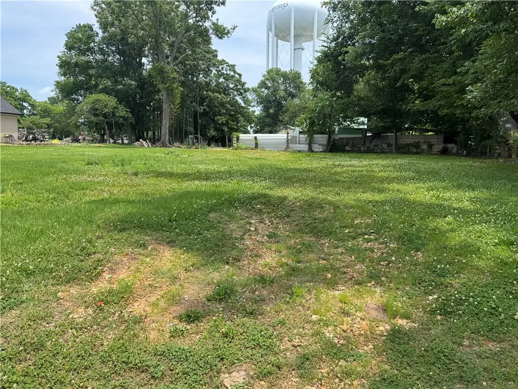 411 N Madison Street, Siloam Springs, AR 72761 - #1