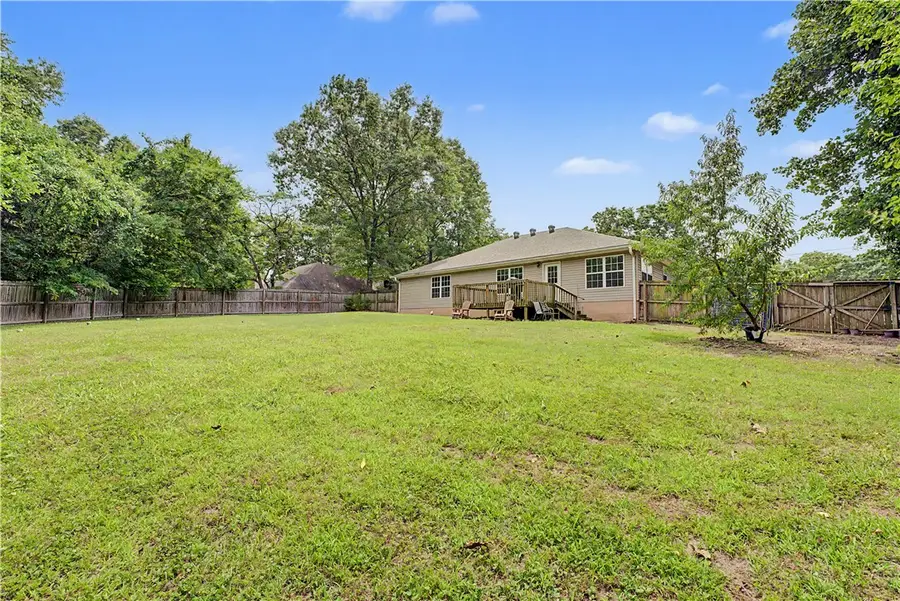 112 Granshire Drive, Bella Vista, AR 72714 - #3