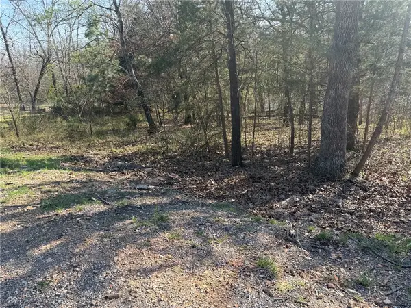 Lyneham Lane, Bella Vista, AR 72714