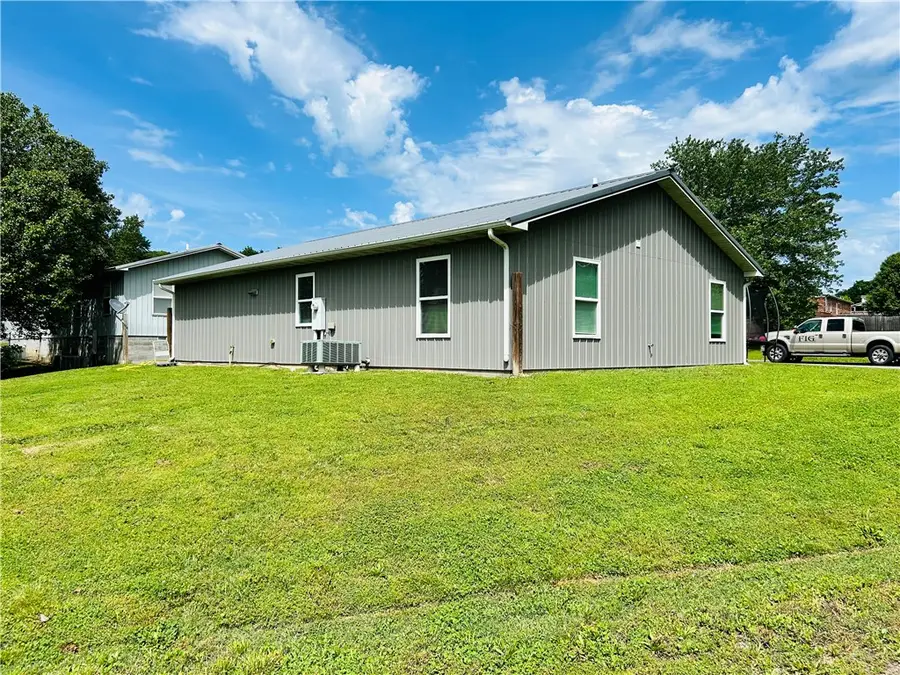 104 Clive, Berryville, AR 72616 - #3