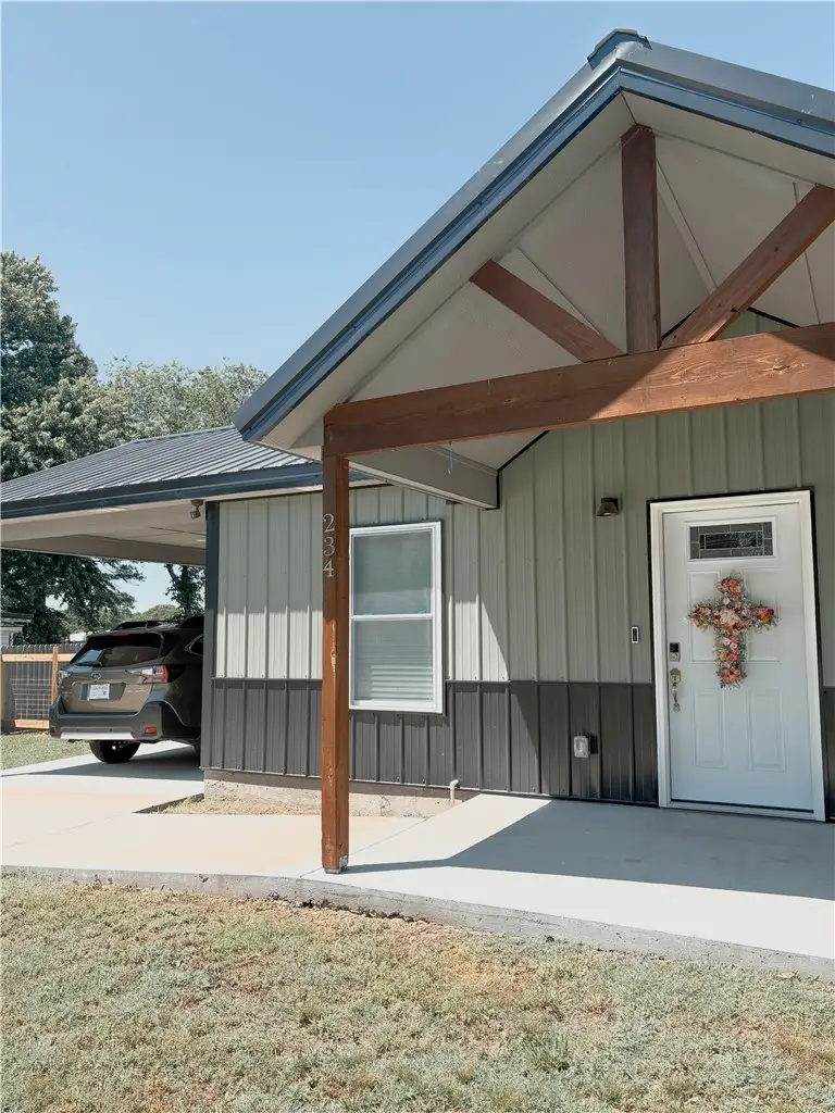 234 Main Street, Colcord, OK 74338 - #2