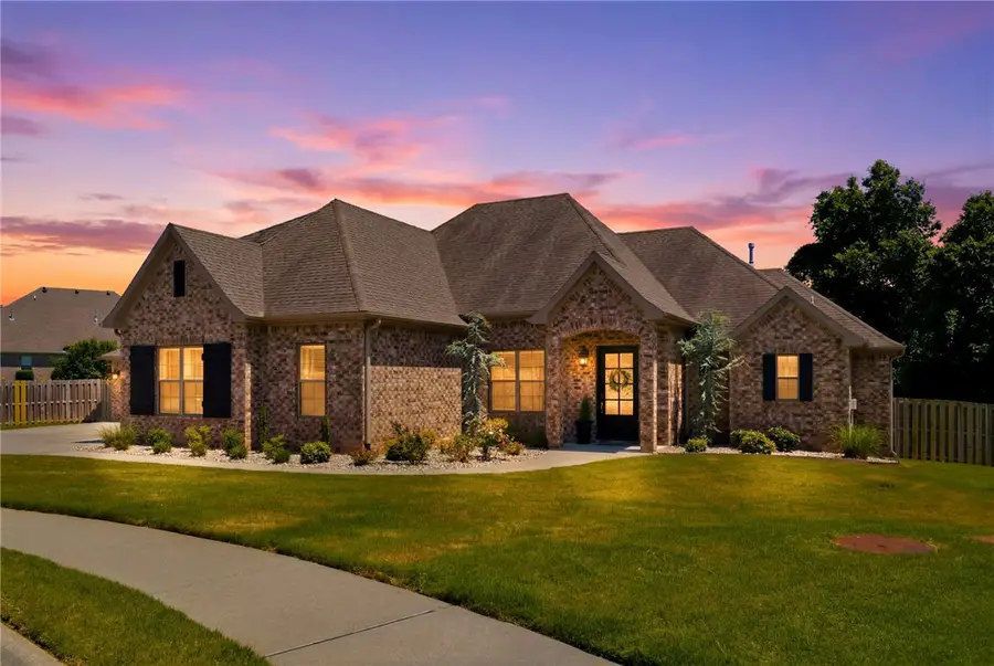 200 Grimsdell Circle, Cave Springs, AR 72718 - #2