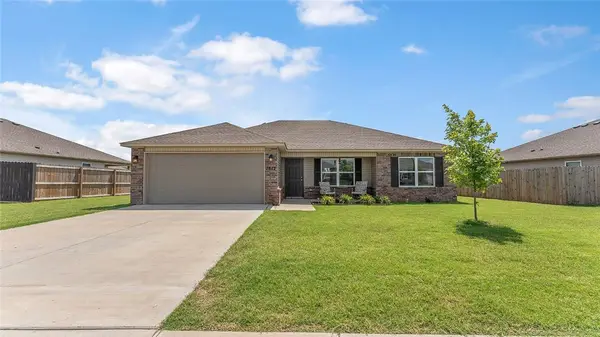 2812 Murphy Street, Pea Ridge, AR 72751