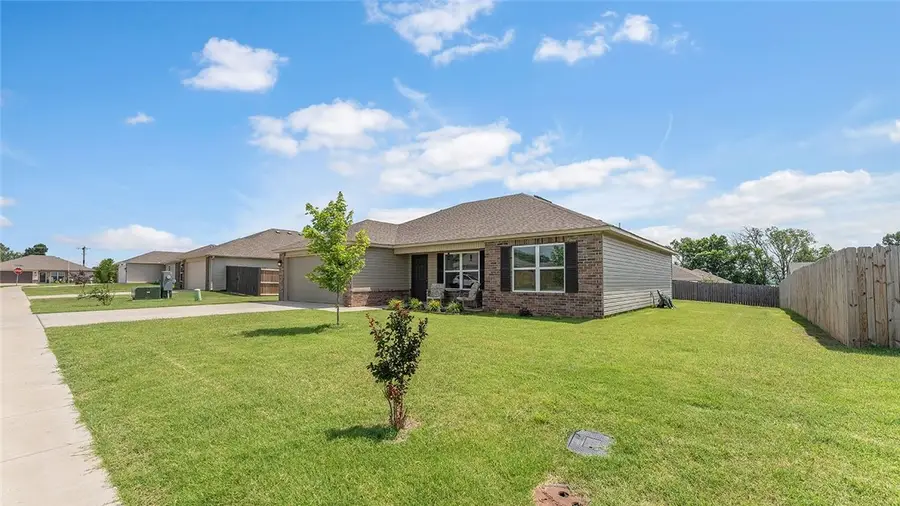 2812 Murphy Street, Pea Ridge, AR 72751 - #3