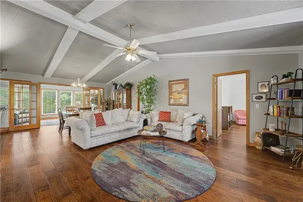 31 Skelton Drive, Bella Vista, AR 72715