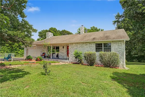 16698 Harmon Road, Fayetteville, AR 72704
