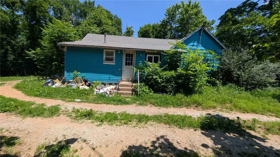 404 N Duff Avenue, Sulphur Springs, AR 72768 - #2