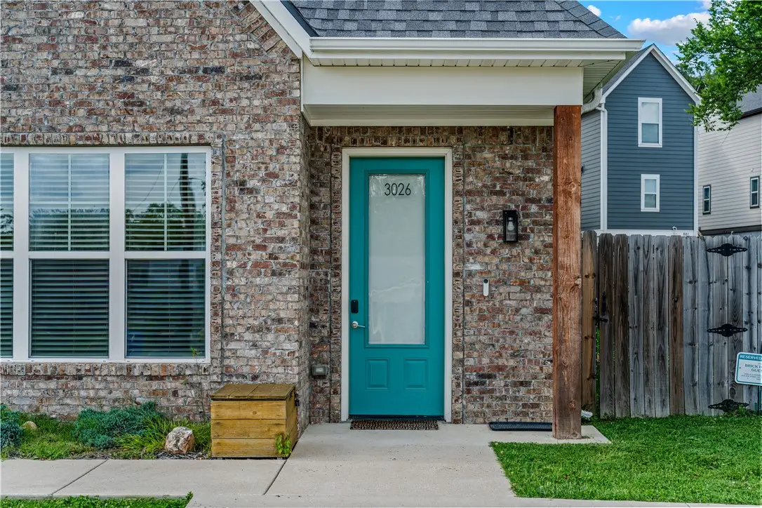 3026 W Old Farmington Road, Fayetteville, AR 72704 - #1