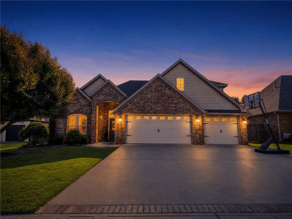 6211 S 28th Street, Rogers, AR 72758 - #1