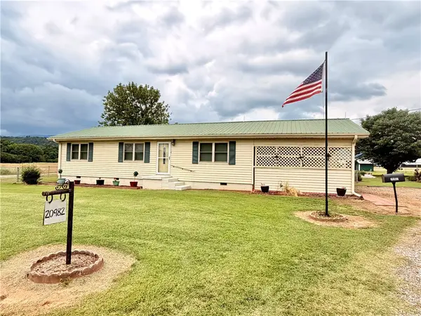 20892 W State Hwy 10, Havana, AR 72842