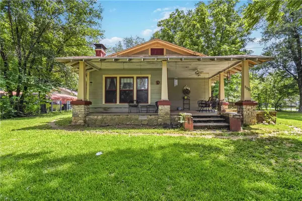 305 Ewalt Avenue, Springdale, AR 72764