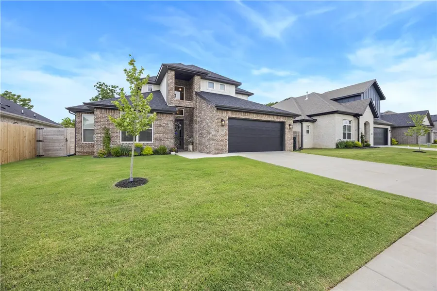 1100 Whistler Street, Bentonville, AR 72713 - #2