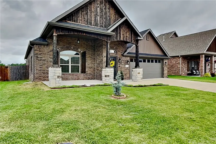 1101 Flat Rock Street, Bentonville, AR 72713 - #2