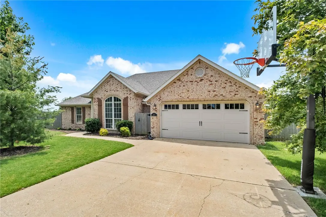 1507 Parkside Circle, Cave Springs, AR 72718 - #1