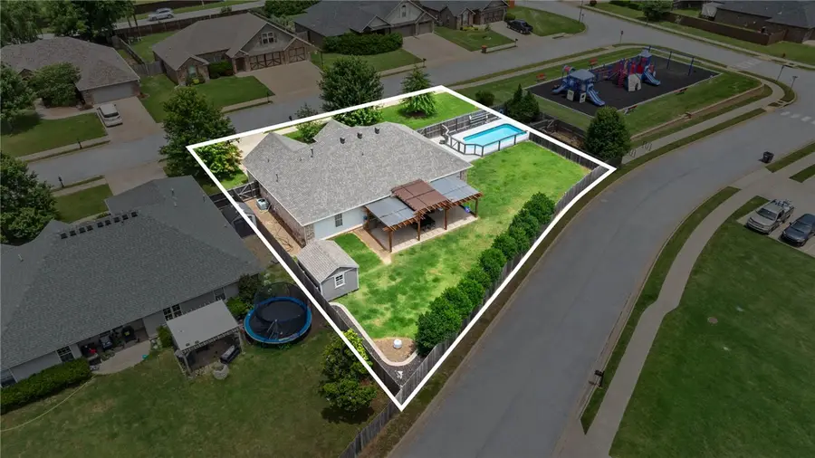 1507 Parkside Circle, Cave Springs, AR 72718 - #3