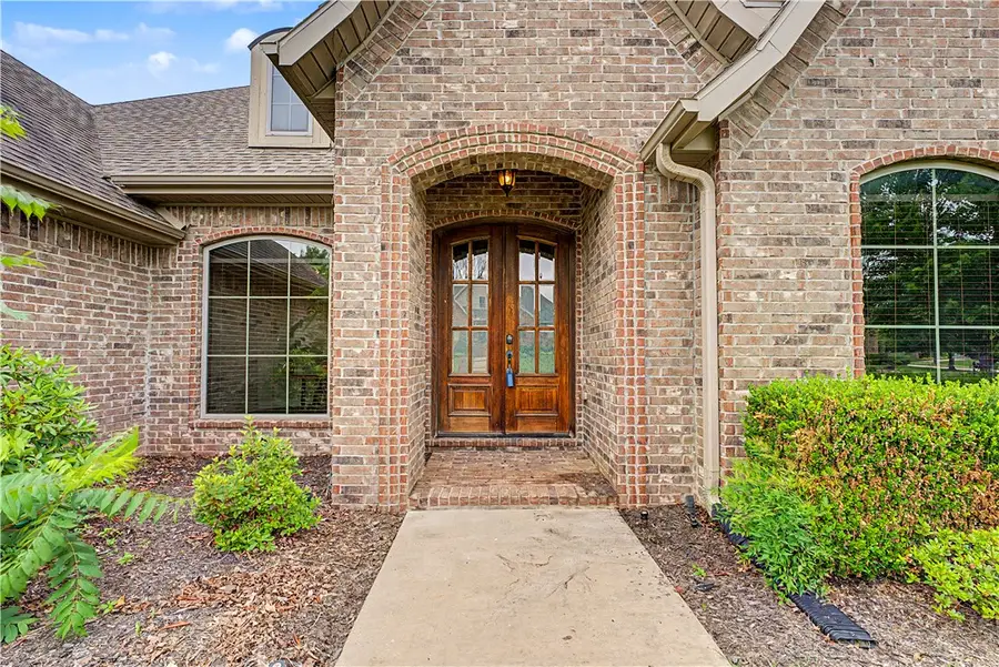327 N Sandstone Place, Fayetteville, AR 72701 - #3