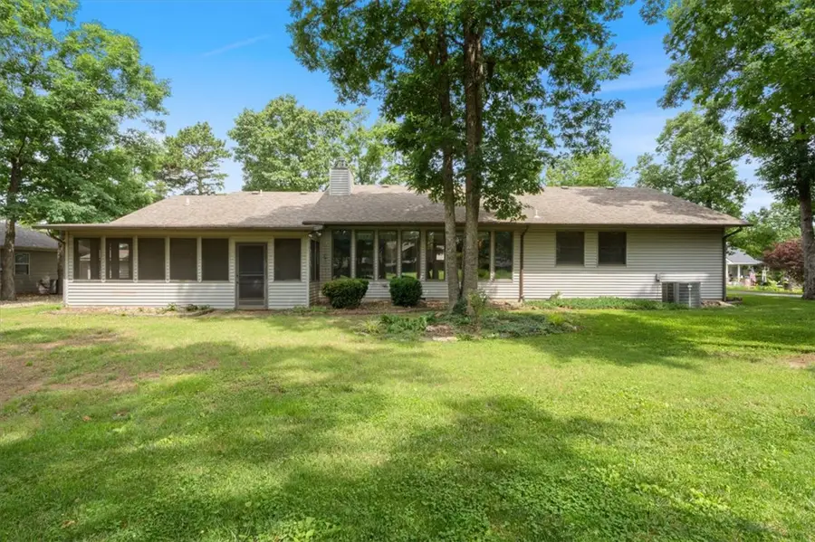 12 Hillcrest Drive, Holiday Island, AR 72631 - #3
