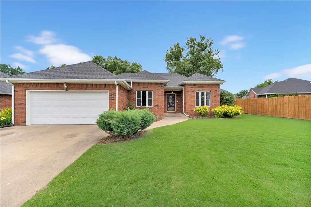 600 Primrose Avenue, Siloam Springs, AR 72761 - #1