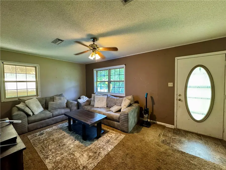 33 Earl Street, Morrilton, AR 72110 - #2