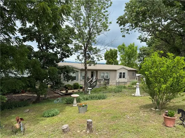 1 Suntop Lane, Holiday Island, AR 72631