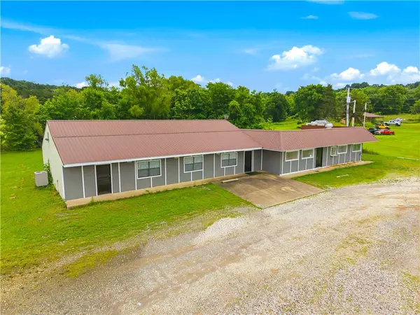 20674 Highway 59, Evansville, AR 72729