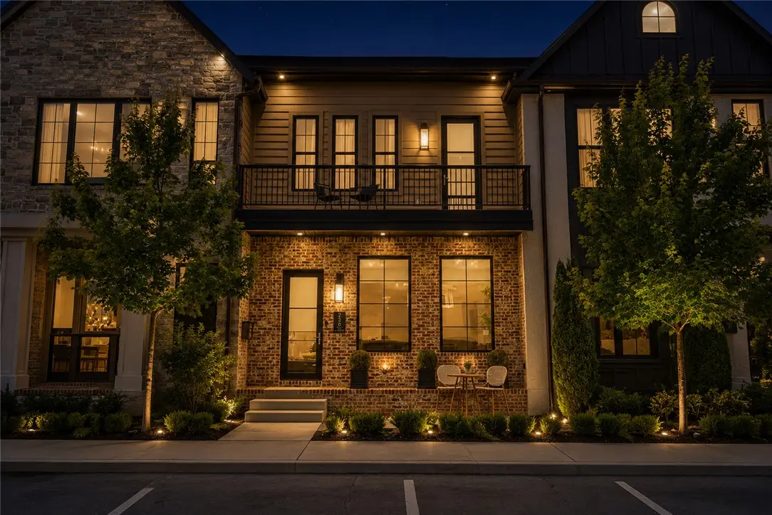 220 SE B Street, Bentonville, AR 72712 - #1