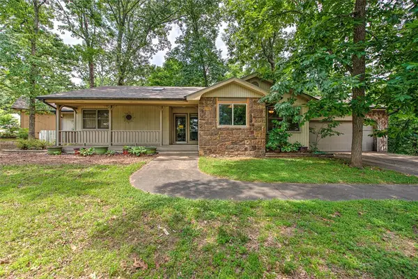 37 Fenchurch Drive, Bella Vista, AR 72715