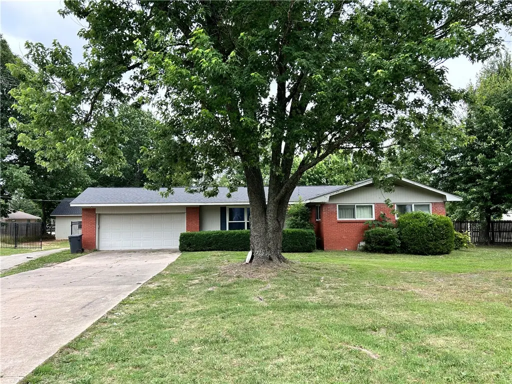 2025 S Dixieland Road, Rogers, AR 72758 - #1