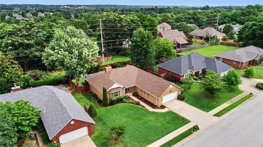 4360 W New Bridge Road, Fayetteville, AR 72704 - #3